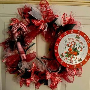 Christmas Candy Cane Wreath